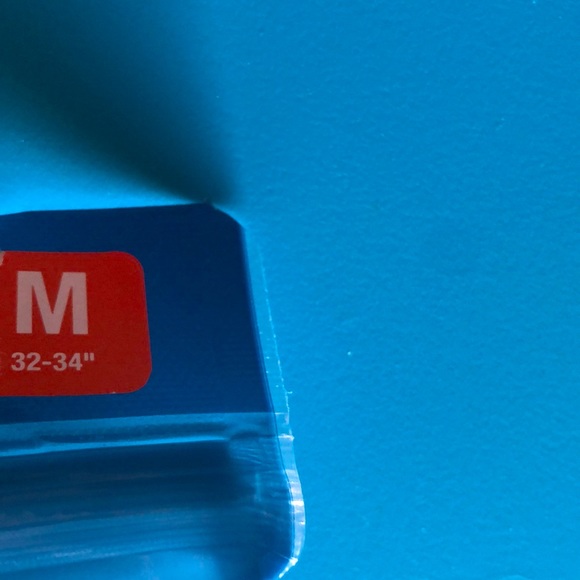 8 Pk Hanes TAGLESS Brief, comfort Flex Waistband, No Ride Up. - Picture 5 of 7